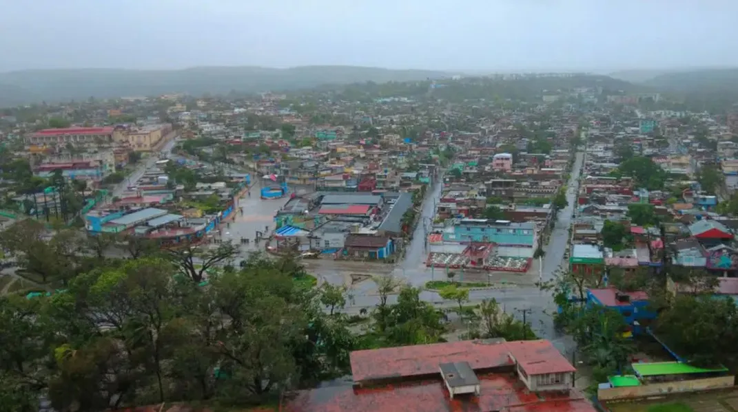 Hurac&aacute;n de categor&iacute;a 5 devasta Jamaica